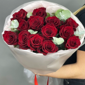 Букет из 13 роз Эквадор Эксплорер (60 см) в Дзержинском