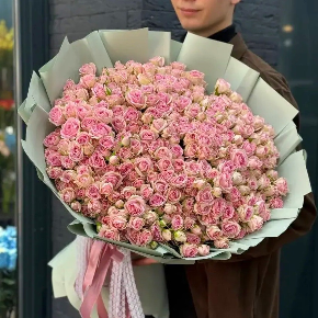 Букет из 101  нежно -розовой кустовой розы (70 см) в Дзержинском
