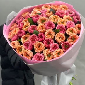 Букет "Лав ю" из 51 пионовидной розы Риджентс парк (60 см) в Дзержинском