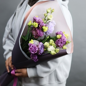 Букет "Сливовый чизкейк" из махровых эустом в Дзержинском