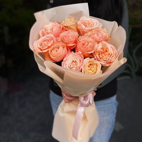 Букет из 11 пионовидных роз Эквадор сорта Кахала (60см) в Дзержинском