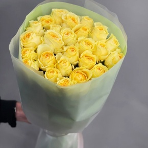 Букет из 25 пионовидных роз Баттеркап (60 см) в Дзержинском