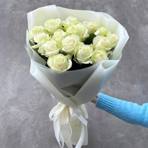 Букет "Умка" из 15 белых роз (50 см) в Дзержинском