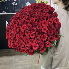 Букет 101 красная роза (70 см) в Дзержинском