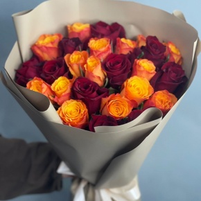 Букет из 25 Кенийских роз микс (40 см) в Дзержинском