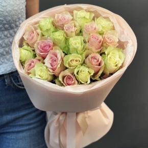 Букет из 21 нежной розы (40 см) в Дзержинском