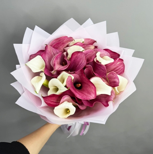 Букет из 25 нежных калл в Дзержинском