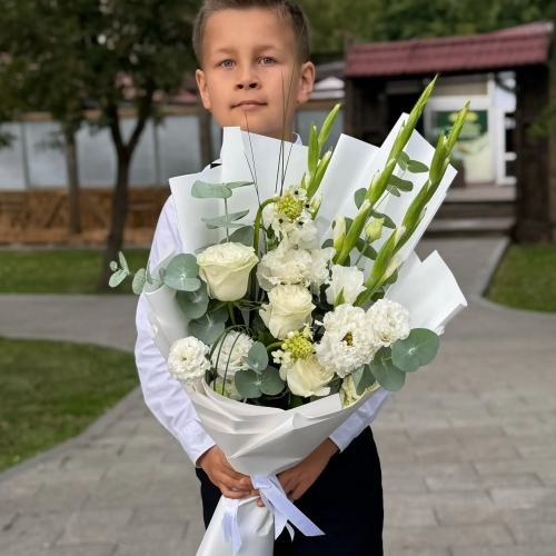 Букет на 1 сентября с гладиолусами, розами, эустомой и орнитогалумом в Дзержинском