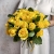 Букет из 25 лимонных роз с рускусом (40 см) в Дзержинском